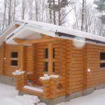 Плюсы зимнего строительства бани на даче