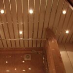Как установить реечный потолок в ванной комнате